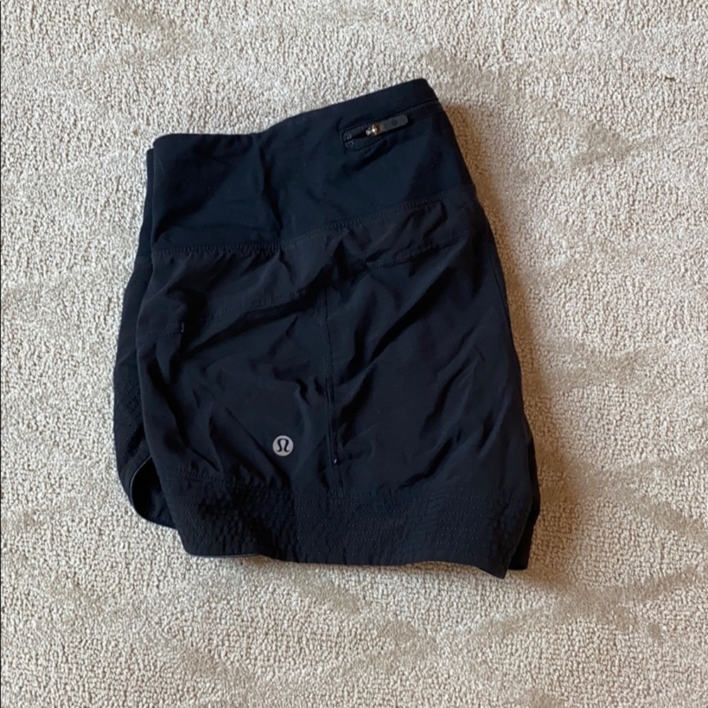 Lululemon black shorts